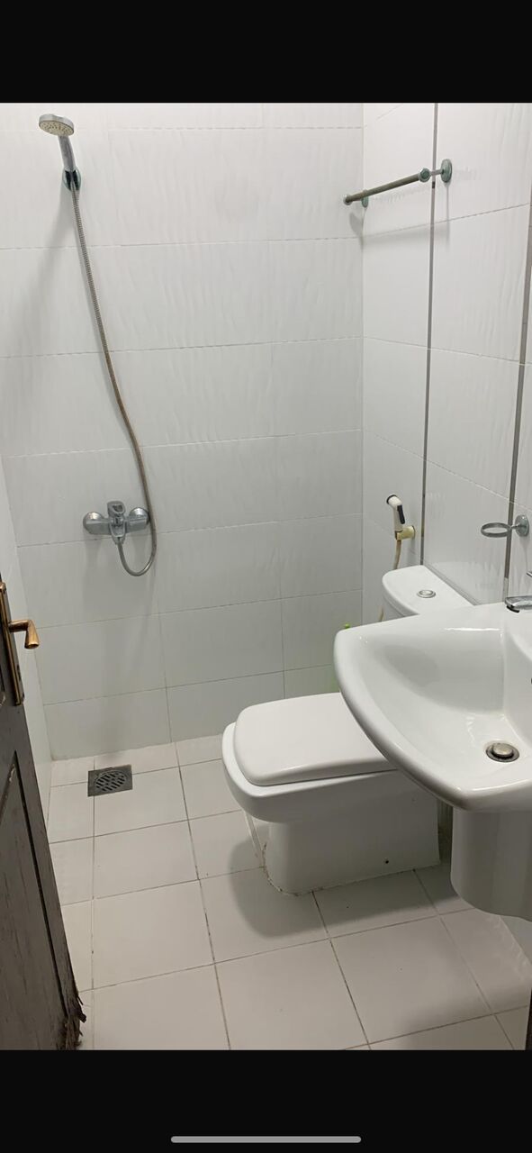 Hidd, Rooms for Rent, BHD 130/month,  Furnished,  Sharrig Room Fully Furnish Comon Kitchen  Hall Sala All Aplaisnsens  39451902