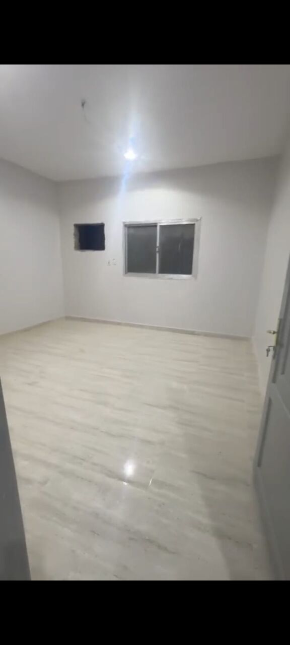Al Naseem, Apartments, Flats, Houses & Villas, SAR 25000/year,  3 BR,  Family Apartmetn First Floor With 3 Beadrooms And 1 Bath First Floor Neat Clean