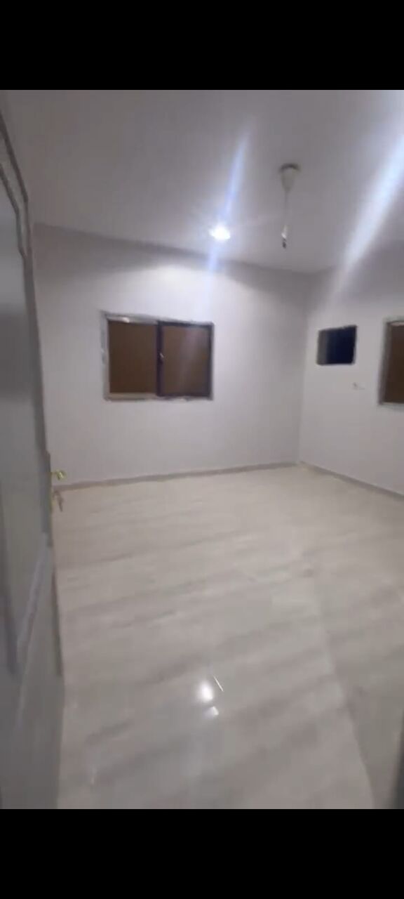 Al Naseem, Apartments, Flats, Houses & Villas, SAR 25000/year,  3 BR,  Family Apartmetn First Floor With 3 Beadrooms And 1 Bath First Floor Neat Clean
