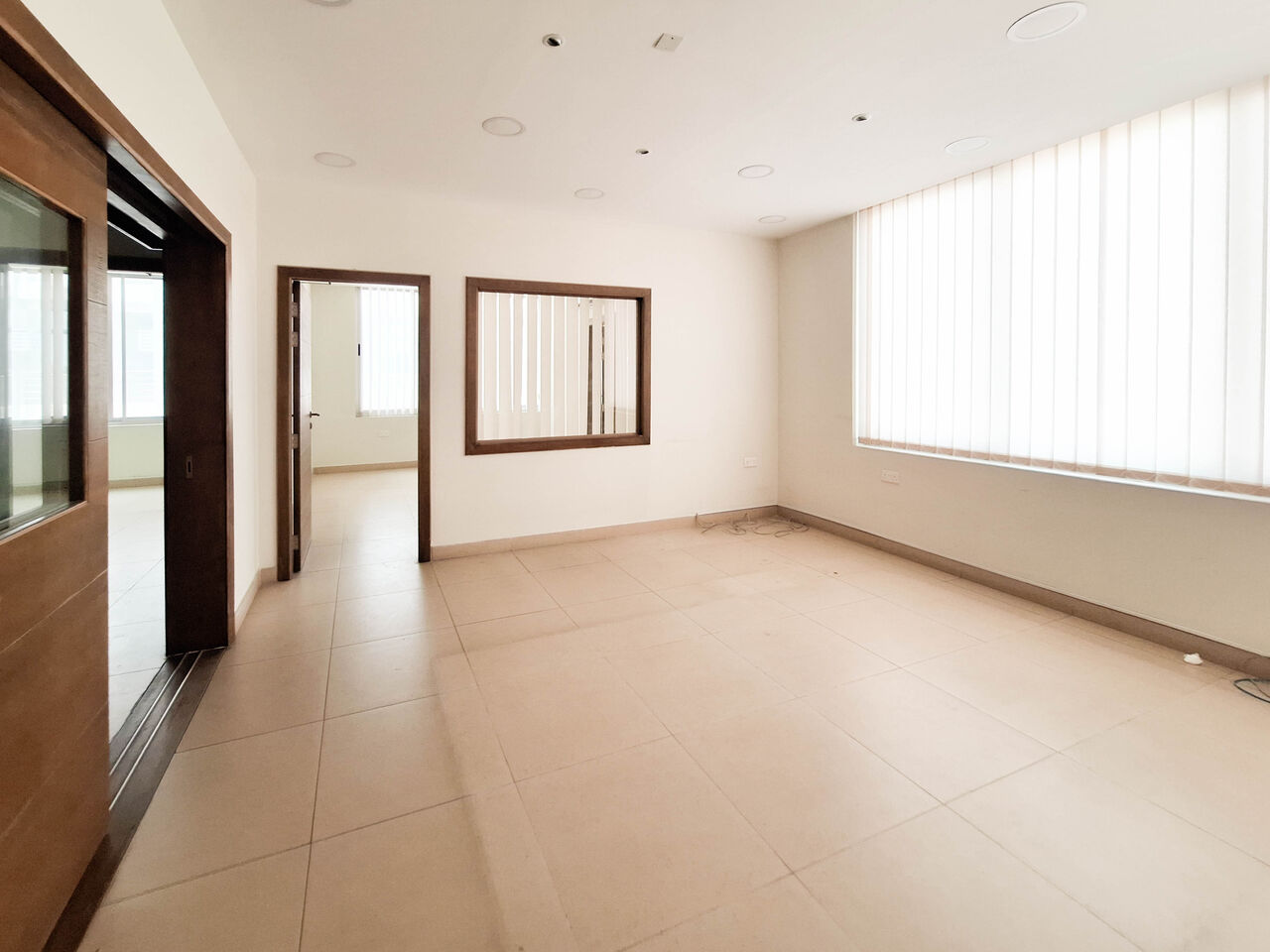 Umm Al Hassam, Offices, BHD 500,  190 Sq. Meter,  Commercial Office For Rent In The Umm Al Hassam Area, Featuring A Prime Location