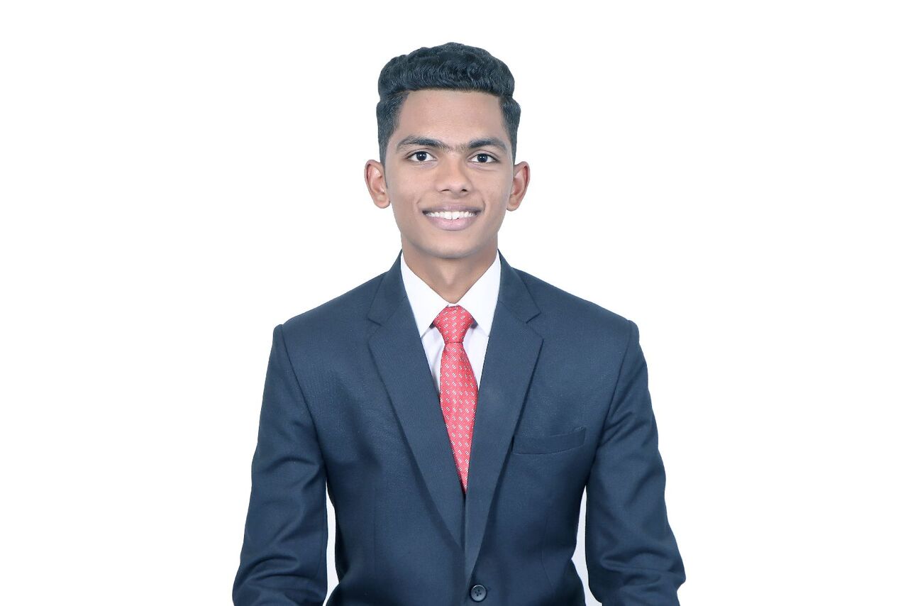 Bahrain Bay, Job Seekers, Waiter