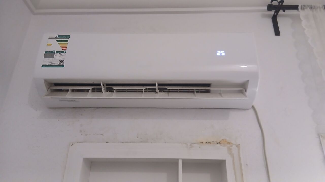 Jeddah, Furniture, SAR 7000,  Items For Sale: Ac, Refrigratos, Washing Machine,stove,sofa, Table Bed And Full Set