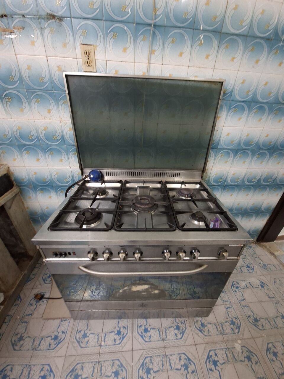 Dammam, Household Items, SAR 6500,  Household Items For Sale (Furniture, AC, TV, Fridge, Washing Machine And Much More)