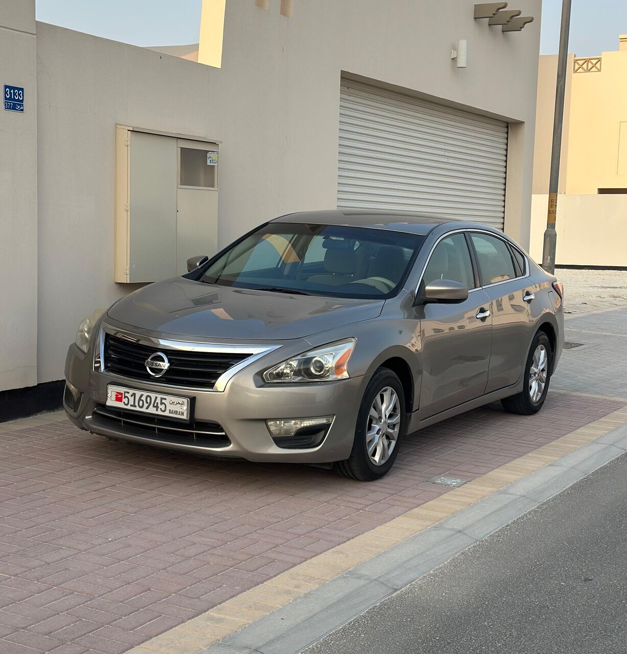 Riffa, Vehicles, Cars & Trucks , BHD 1900,  Nissan Altima 2.5 Very Urgent Sale,  2015,  Automatic,  172000 KM,  Excellent Condition