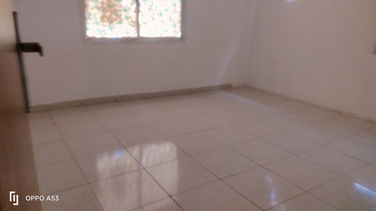 Adliya, Apartments, Flats, Houses & Villas, BHD 250/month,  3 BR,  3 Bedroom Specious Flat For Rent In Adliya ( Exclusive)