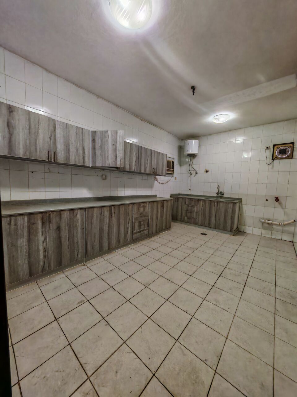 Al Rakah Al Janubiyah, Apartments, Flats, Houses & Villas, SAR 44600/year,  5 BR,  5BHK Spacious Family Apartment / Separate Villa Portion With Private Huge Spacious Roof