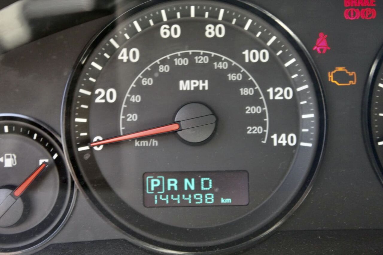 Amman, Vehicles, Cars & Trucks , JOD 1750,  Jeep Cherokee Laredo,  2005,  Automatic,  144500 KM,    Diplomatic  Now Only 2,500$