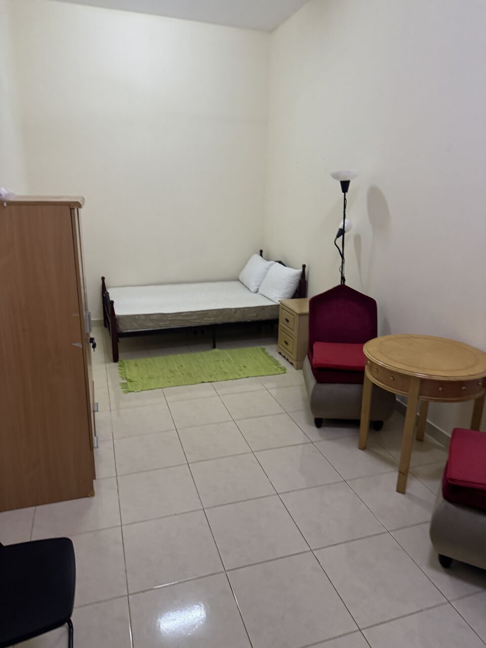 Manama, Housing Exchanges, BHD 120/month,  2 BR,  Room For Rent