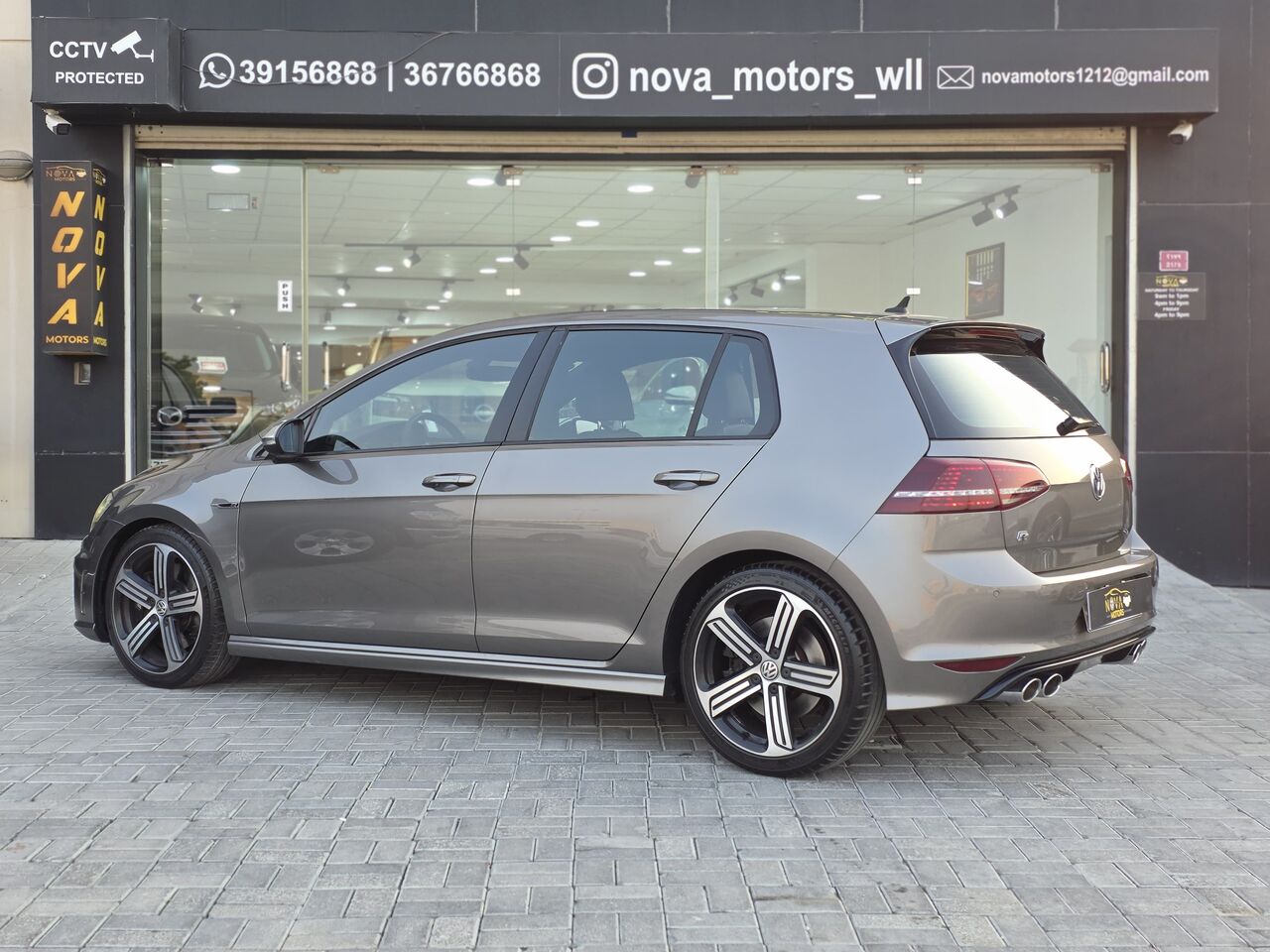 Manama, Vehicles, Cars & Trucks , BHD 8000,  Volkswagen Golf R,  2017,  Automatic,  46000 KM,   2.0 Turbo