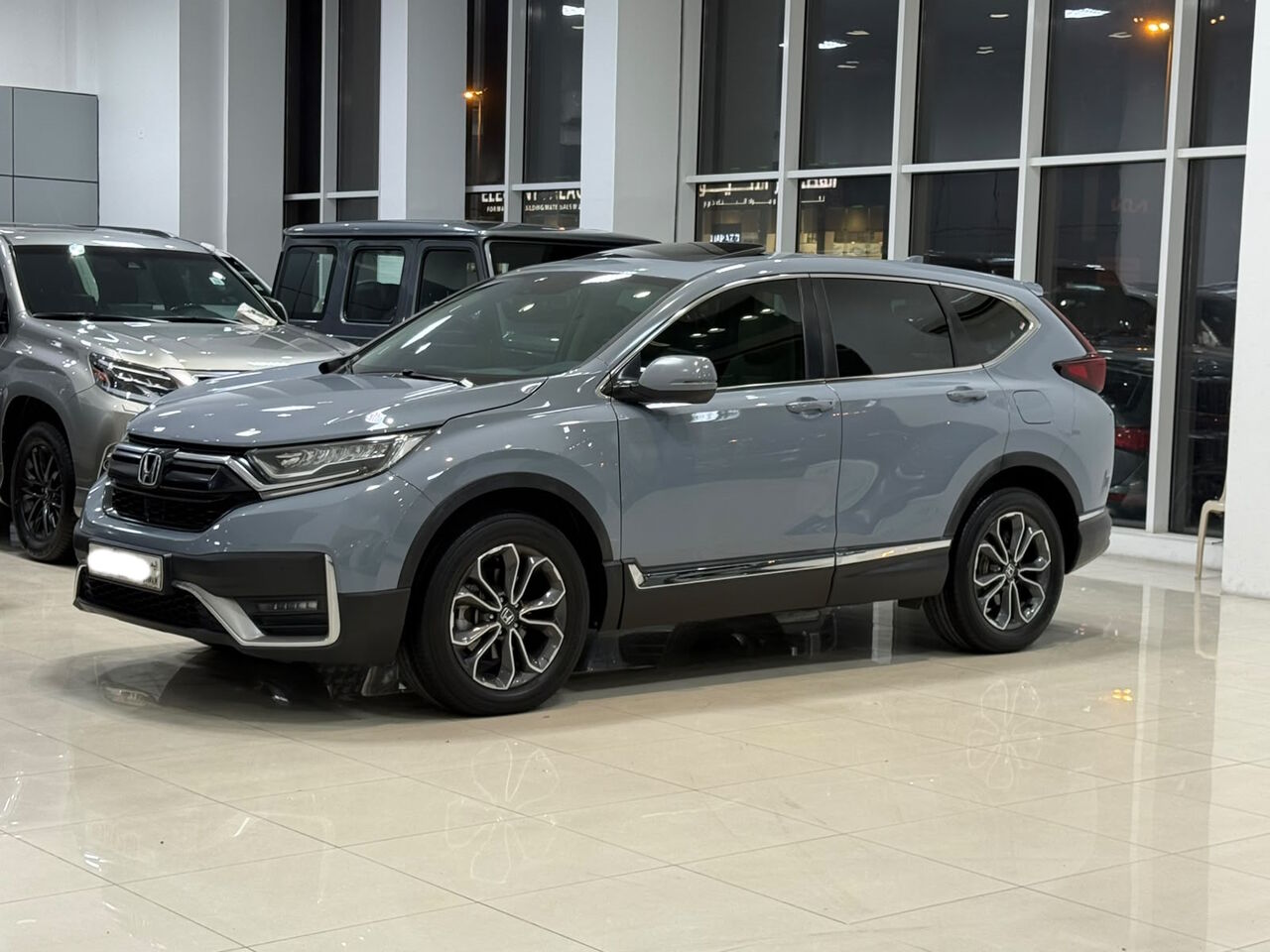 Manama, Vehicles, Cars & Trucks , BHD 8800,  Honda CR-V,  2020,  Automatic,  90900 KM,    (Grey)