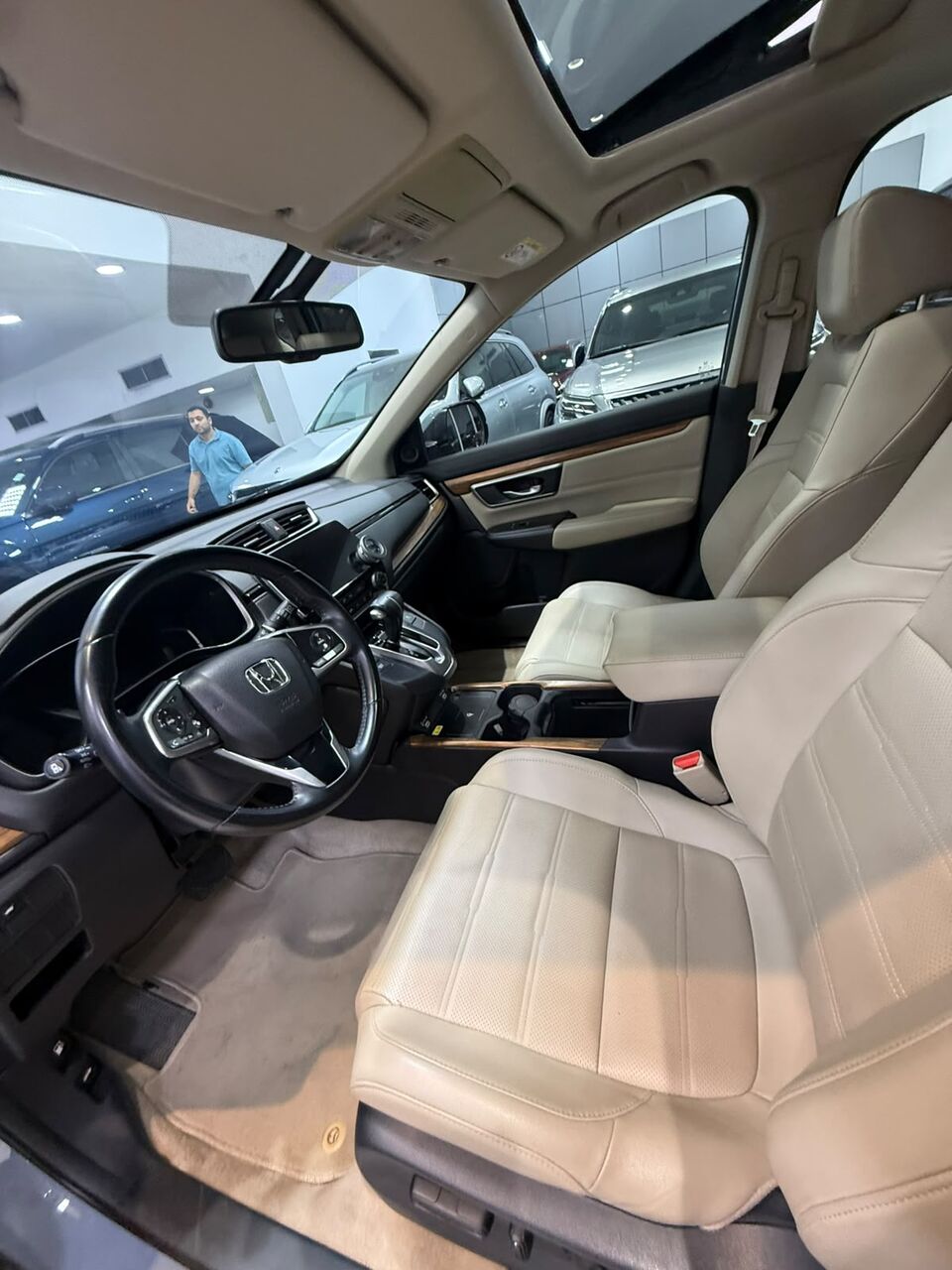 Manama, Vehicles, Cars & Trucks , BHD 8800,  Honda CR-V,  2020,  Automatic,  90900 KM,    (Grey)