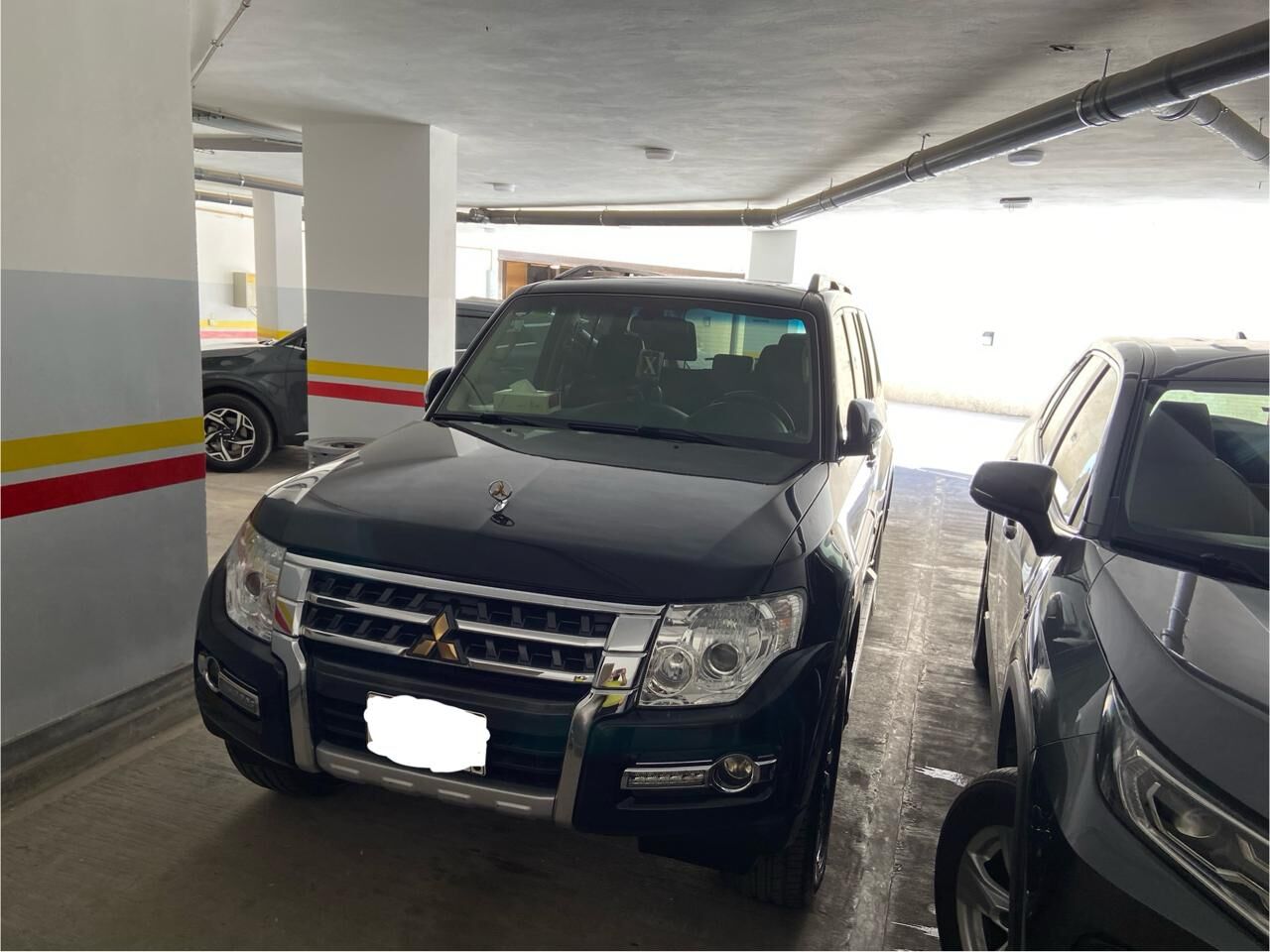 Riyadh, Vehicles, Cars & Trucks , SAR 65000,  Mitsubishi Pajero (Golden Emblem),  2018,  Automatic,  66600 KM,  Full Options Low Odometer For Sale