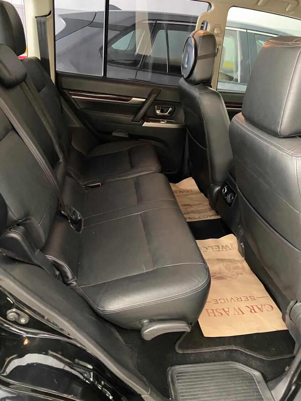 Riyadh, Vehicles, Cars & Trucks , SAR 65000,  Mitsubishi Pajero (Golden Emblem),  2018,  Automatic,  66600 KM,  Full Options Low Odometer For Sale