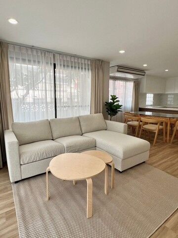 Bangkok, Villas, THB 110000,  63 Sq. Feet,  LV53601 ให้เช่า บ้านเดี่ยว ใจกลางสาทร นราธ