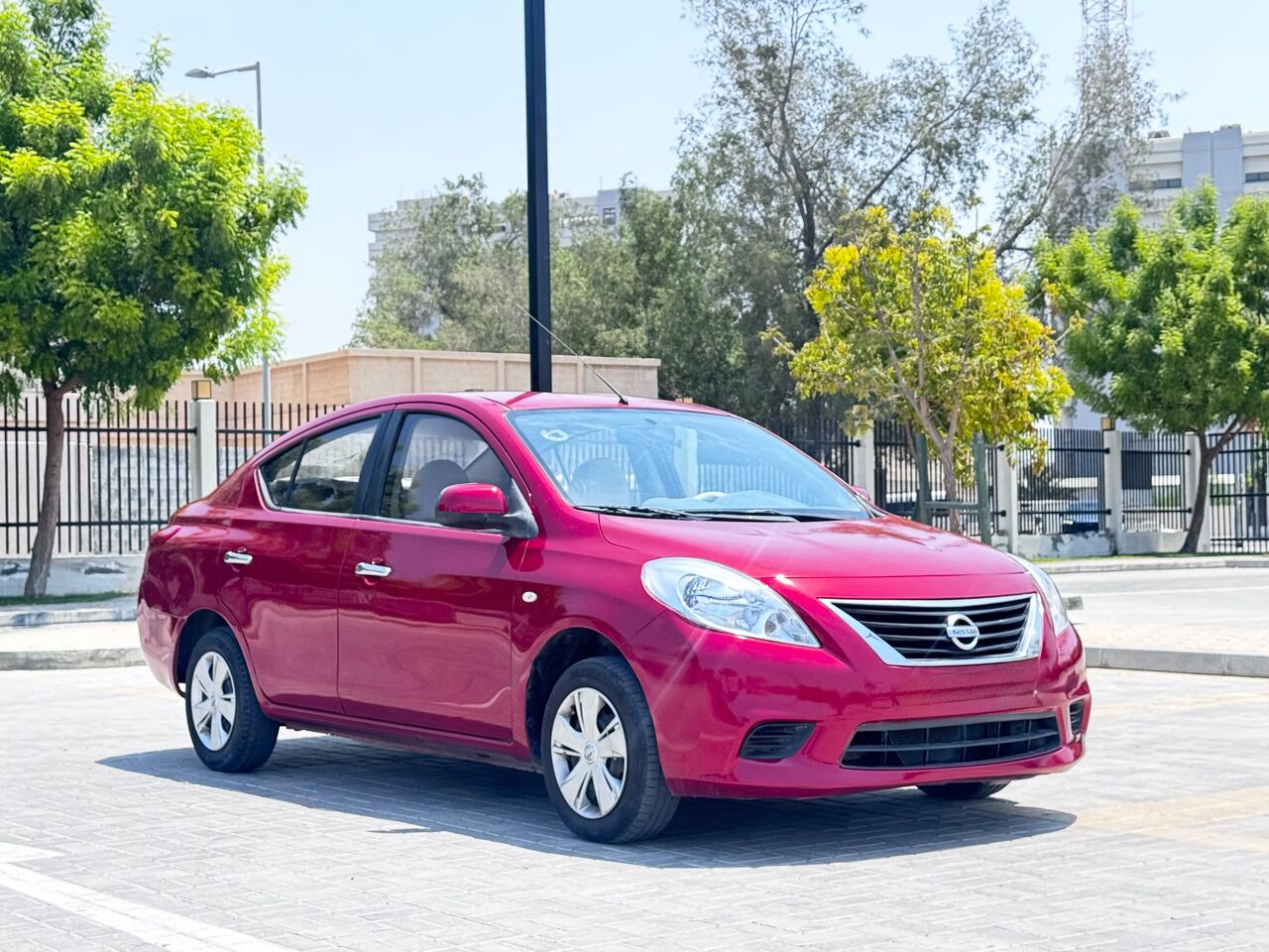 Manama, Vehicles, Cars & Trucks , BHD 1800,  NISSAN SUNNY,  2014,  Automatic,  190000 KM,  GOOD CONDITION