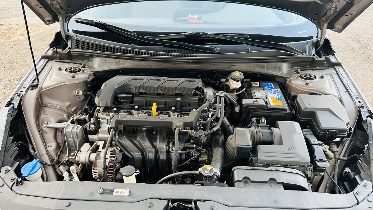 Jeddah, Vehicles, Cars & Trucks , SAR 55000,  Hyundai Elantra,  2022,  Automatic,  106264 KM,    For Sale