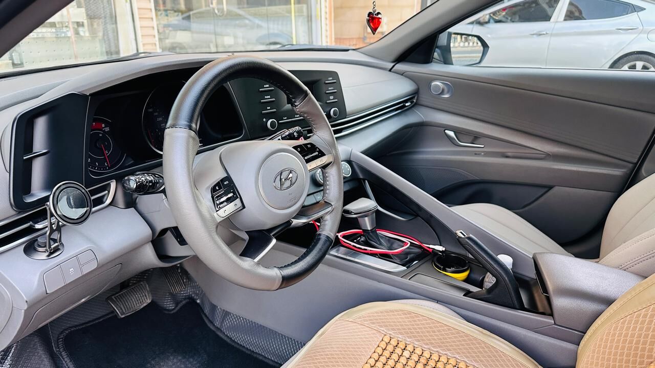 Jeddah, Vehicles, Cars & Trucks , SAR 55000,  Hyundai Elantra,  2022,  Automatic,  106264 KM,    For Sale