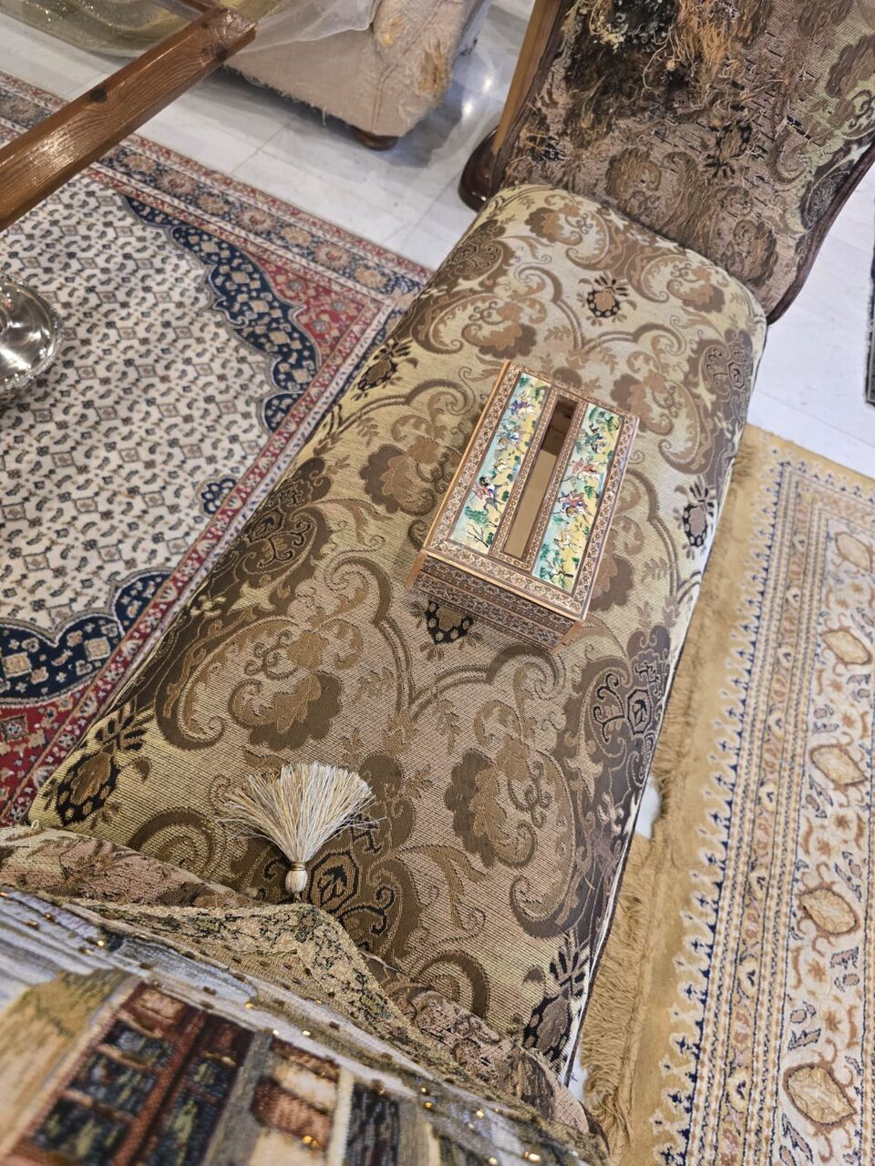 Amman, Collectibles, JOD 17000,  Collectables: Antiques. Paintings. Home Furniture. Usables