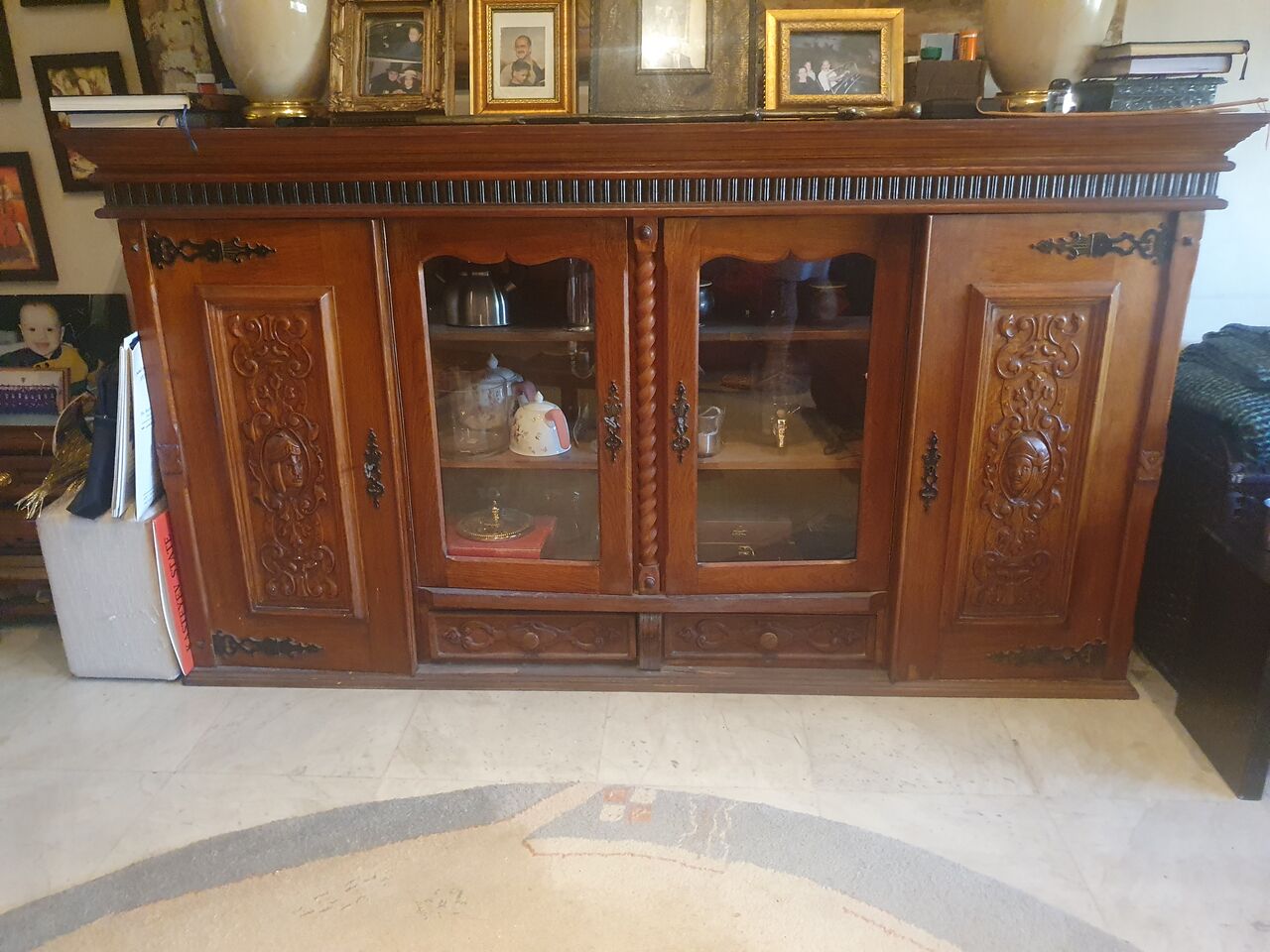 Amman, Collectibles, JOD 17000,  Collectables: Antiques. Paintings. Home Furniture. Usables