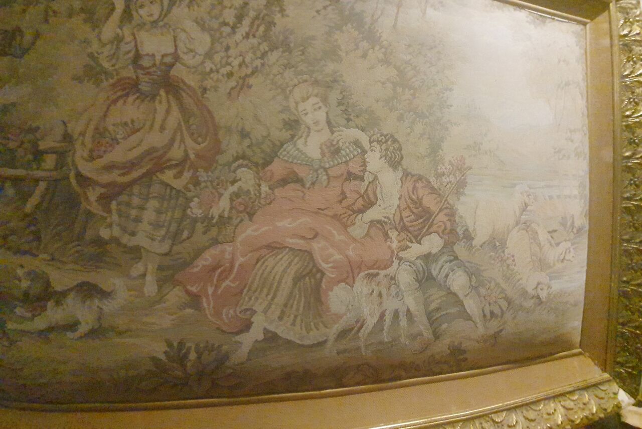 Amman, Collectibles, JOD 17000,  Collectables: Antiques. Paintings. Home Furniture. Usables