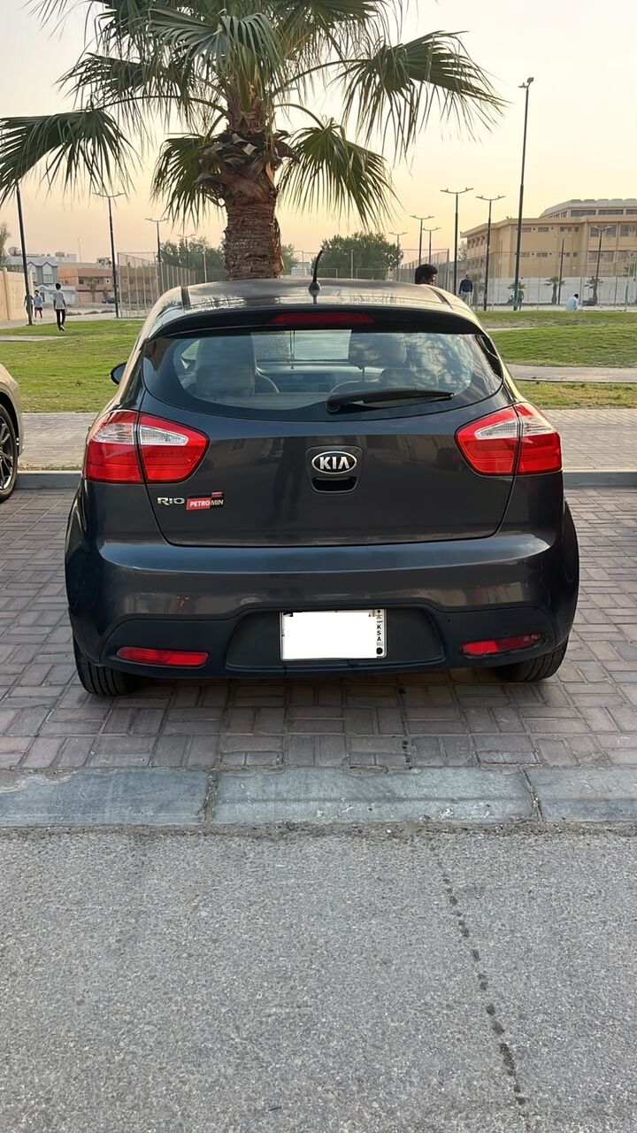 Dammam, Vehicles, Cars & Trucks , SAR 21,  Kia Rio Hatchback,  2015,  Automatic,  170 KM,  Kia Rio - ODO 170K+ []Single Owner]