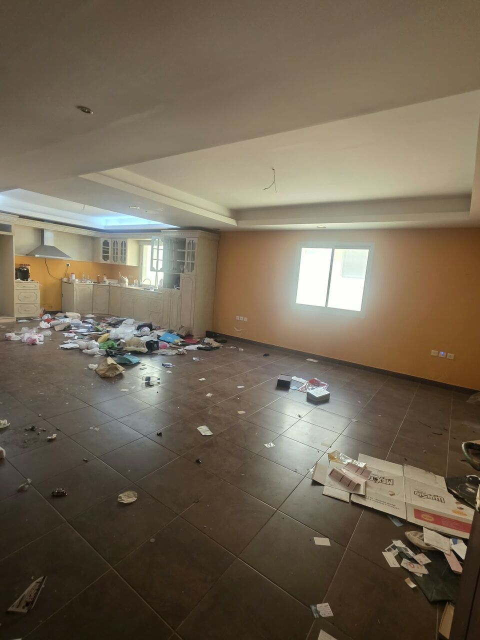 Khobar, Apartments, Flats, Houses & Villas, SAR 31000/year,  3 BR,  Consists Of:- 3 Bedrooms, A Living Room, 4 Bathrooms, And A Kitchen,  Four Floor,elevator