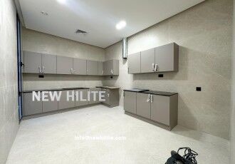 Hawalli, Apartments, Flats, Houses & Villas, KWD 1150/month,  4 BR,  Spacious 4-Bedroom Floor For Rent In Shuhada