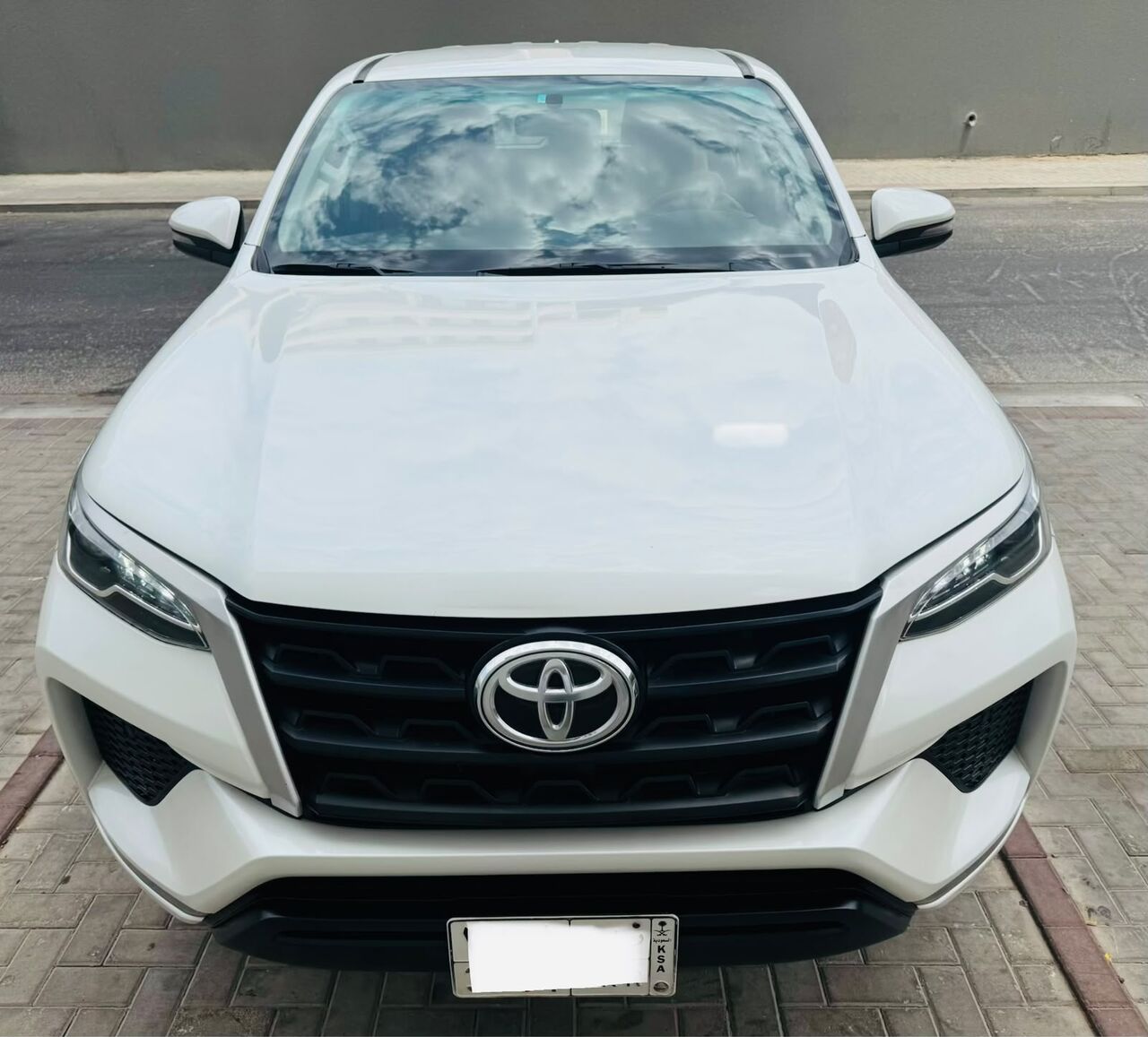 Jeddah, Vehicles, Cars & Trucks , SAR 105000,  Toyota Fortuner,  2024,  Automatic,  87000 KM,