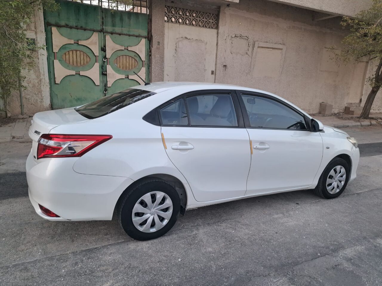 Hara, Vehicles, Cars & Trucks , SAR 27000,  Toyota Yaris,  2016,  200000 KM,    For Sale
