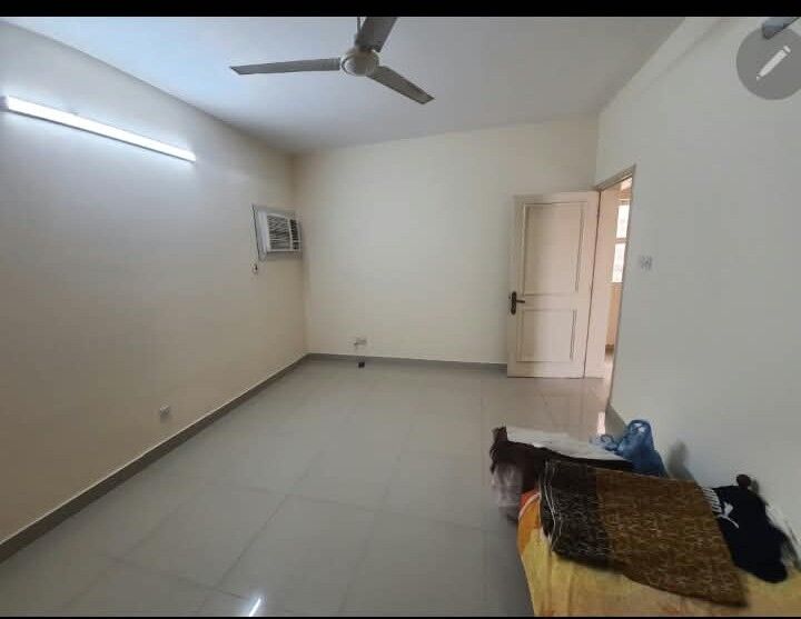 Manama, Bedspace For Rent, BHD 50/month,  Looking For Executive Bachilor For Sharing My Flat