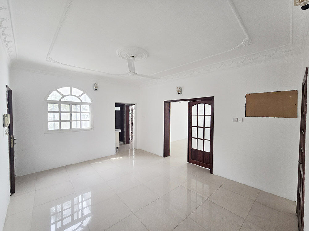 Jidhafs, Apartments, Flats, Houses & Villas, BHD 140/month,  2 BR,  70 Sq. Meter,  2BHK Apartment In Diah Area Near Al Razi Pharmacy