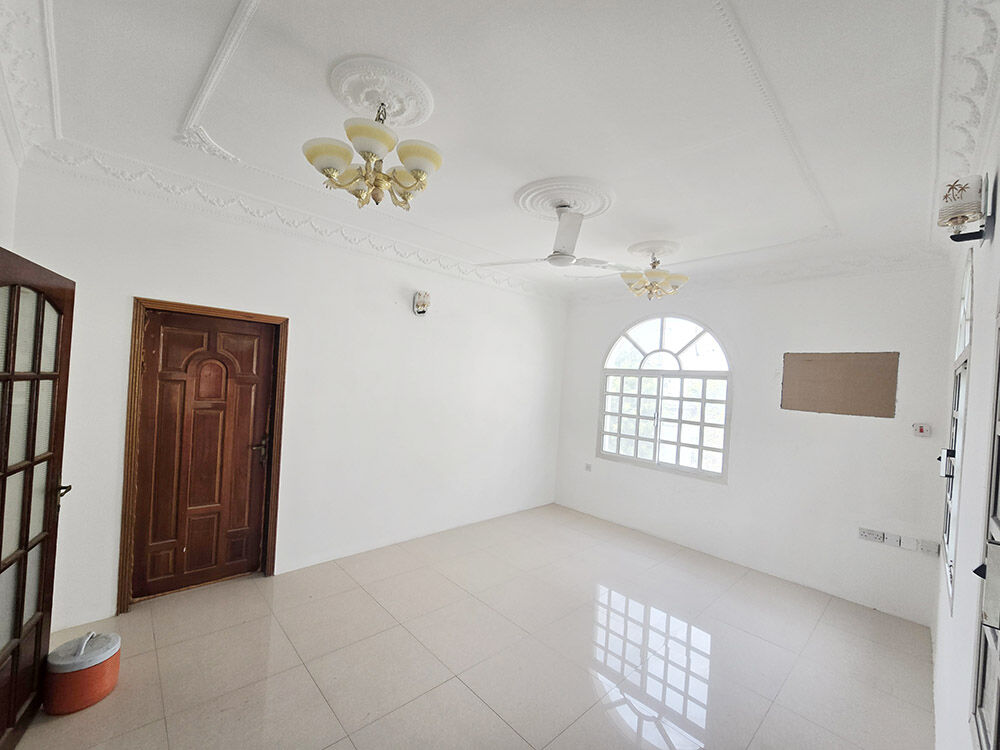 Jidhafs, Apartments, Flats, Houses & Villas, BHD 140/month,  2 BR,  70 Sq. Meter,  2BHK Apartment In Diah Area Near Al Razi Pharmacy