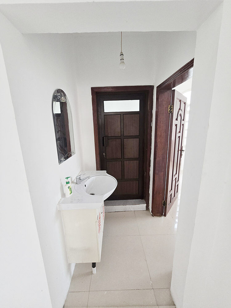 Jidhafs, Apartments, Flats, Houses & Villas, BHD 140/month,  2 BR,  70 Sq. Meter,  2BHK Apartment In Diah Area Near Al Razi Pharmacy
