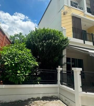 Bangkok, Real Estate For Sale, THB 5500000,  3 BR,  31 Sq. Feet,  ขายทาวน์โฮม 3 ชั้น 170 ตร.ม. บ้านกลางเมื