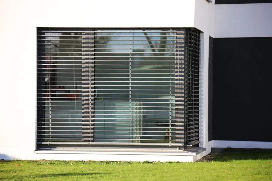 Sydney, Labor/Moving, Quality Blinds Springfield | Stylish Window Solutions