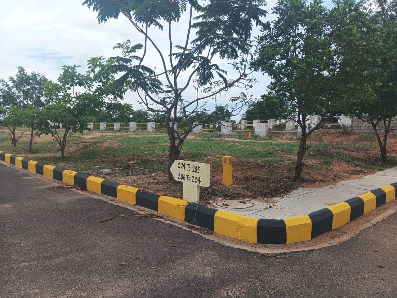 Hyderabad, Residential Plots, INR 16499,  230 Sq. Yard,  HMDA Plots For Sale Near Srisailam Highway - Hyderanbad 9701498367