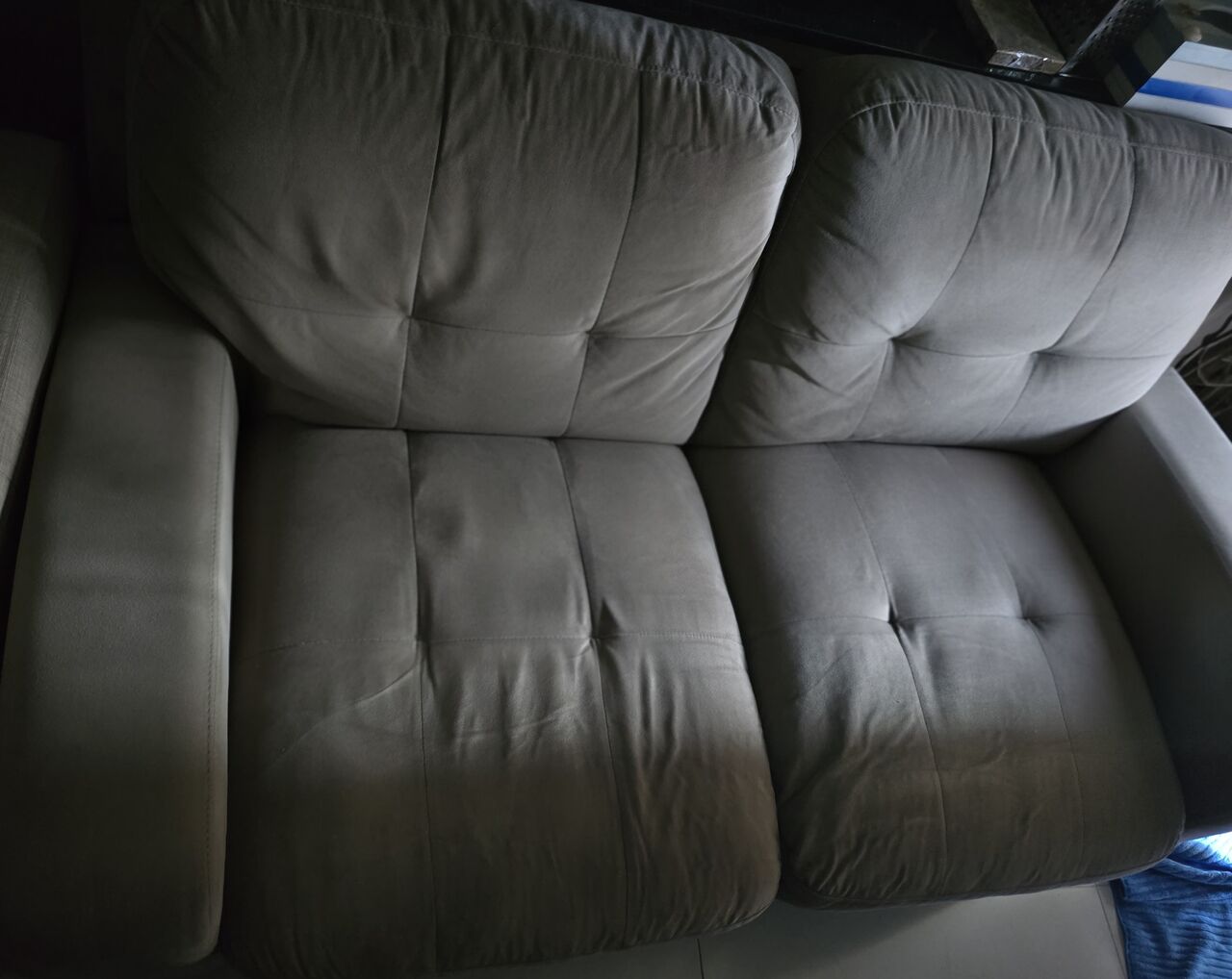 Juffair, Furniture, BHD 25,  2-Seater Sofa