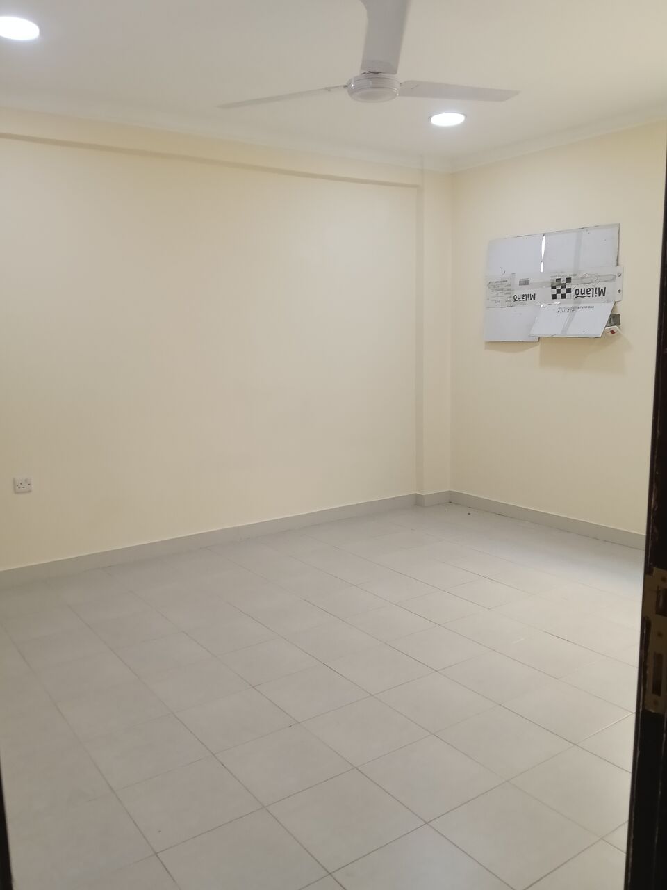 Gudaibiya, Apartments, Flats, Houses & Villas, BHD 190/month,  2 BR,  2 Bedroom Unfurnished Flat For Rent With Ewa
