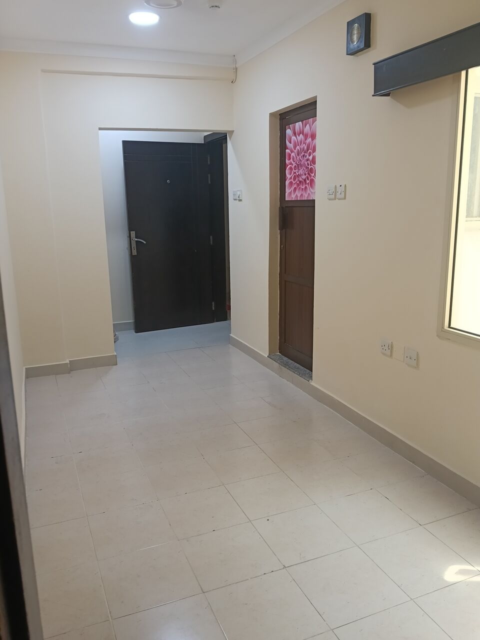 Gudaibiya, Apartments, Flats, Houses & Villas, BHD 190/month,  2 BR,  2 Bedroom Unfurnished Flat For Rent With Ewa