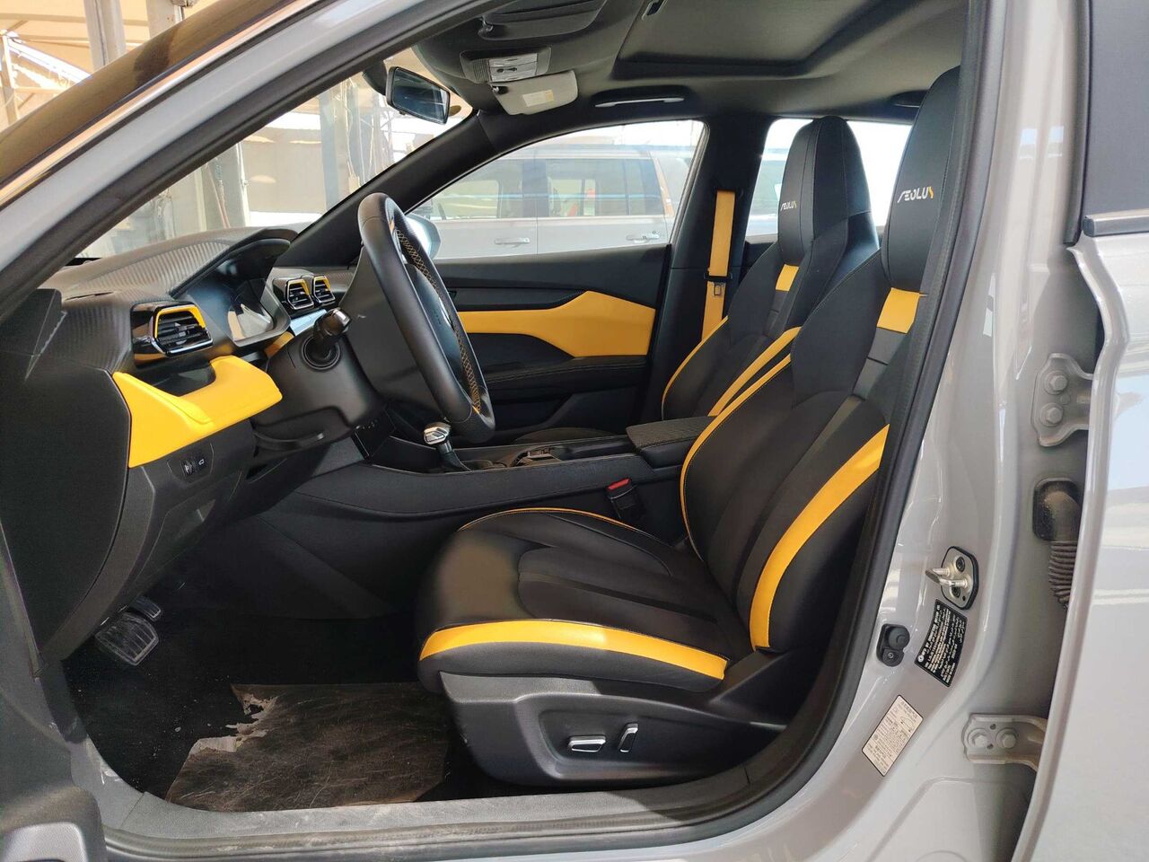 Jeddah, Vehicles, Cars & Trucks , SAR 38000,  Donkervoort S8,  2024,  Automatic,  29376 KM,  DFM Shine Mach E3 Turbo