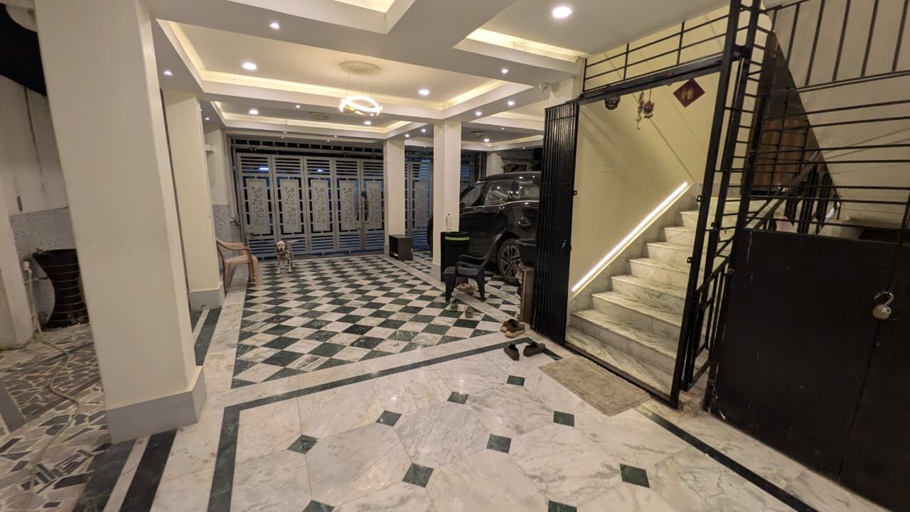 Kolkata, Real Estate For Sale, INR 4,  6 BR,  4750 Sq. Feet,  Independent House In Behala Chowrastha