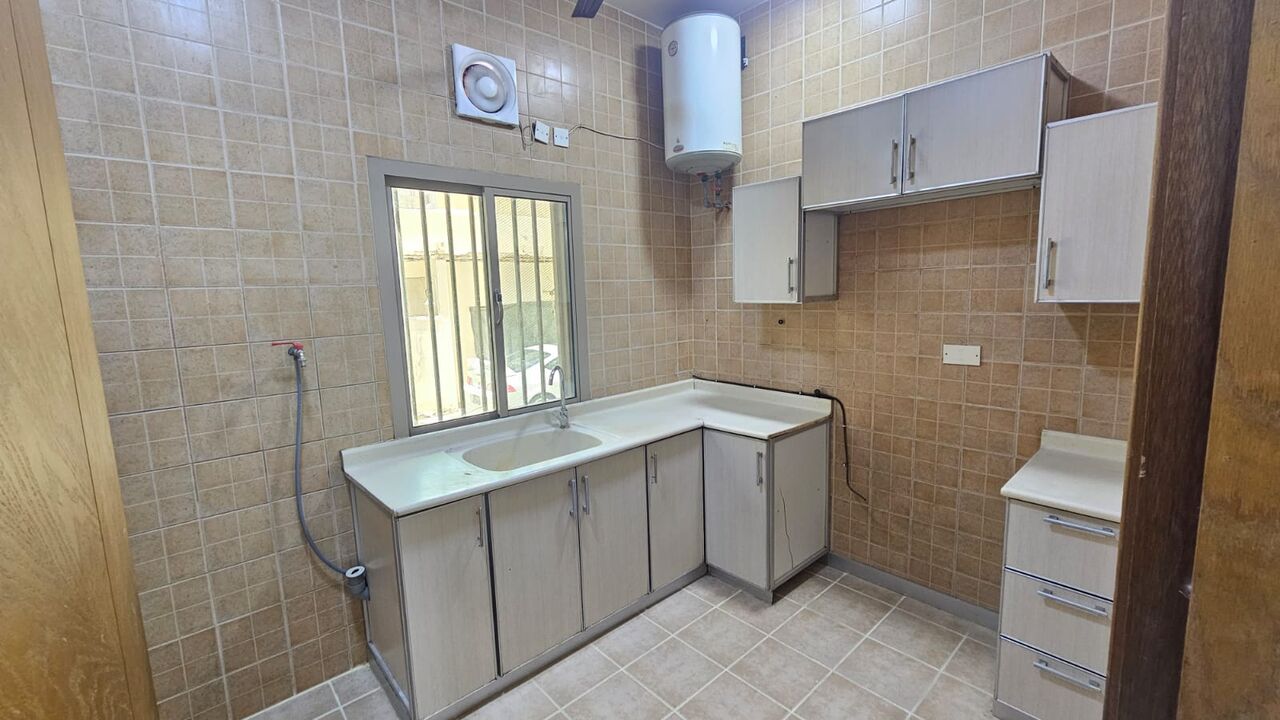 Umm Al Hassam, Apartments, Flats, Houses & Villas, BHD 220/month,  2 BR,  2 Bedroom With Ewa In Umm Al Hassam
