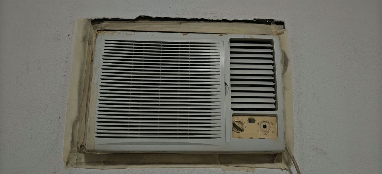 Jubail, Air Conditioners, SAR 1100,  A/c 1.5 Ton 1 Nos. Sr.550 Sanyo Rear Use..2nd A/C 2 Ton..Sr.550