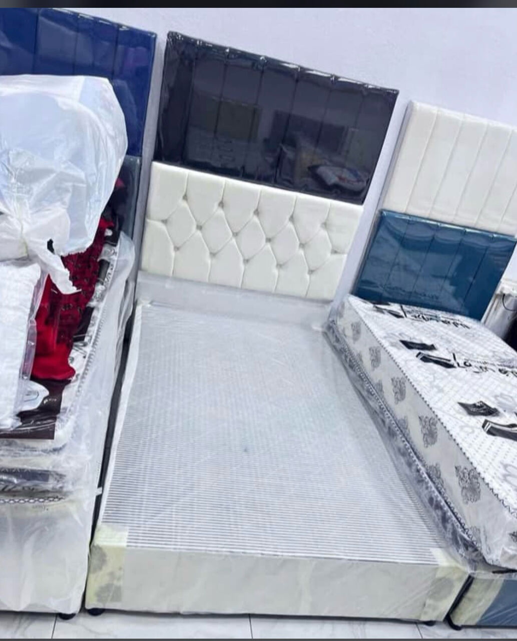 Jeddah, Furniture, SAR 5,  Luxury Beds And Mattresses Are Available For Sale At Affordable Pricess In All Sizes.