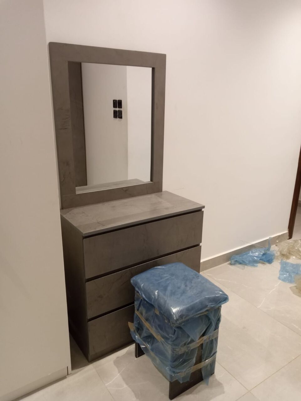 Jeddah, Furniture, SAR 5,  New Premium Quality Bedroom Furniture Sets Available