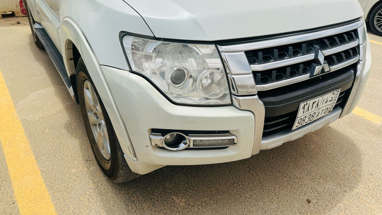 Riyadh, Vehicles, Cars & Trucks , SAR 52000,  Mitsubishi Pajero,  2018,  Automatic,  252000 KM,  SAR 52000,  5-Door, , Auto, New Tyre & Battery, 252000km, Perfct Cndn