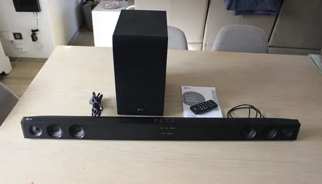 Manama, Electronics, BHD 35,  LG Soundbar With Wireless Subwoofer Bluetooth