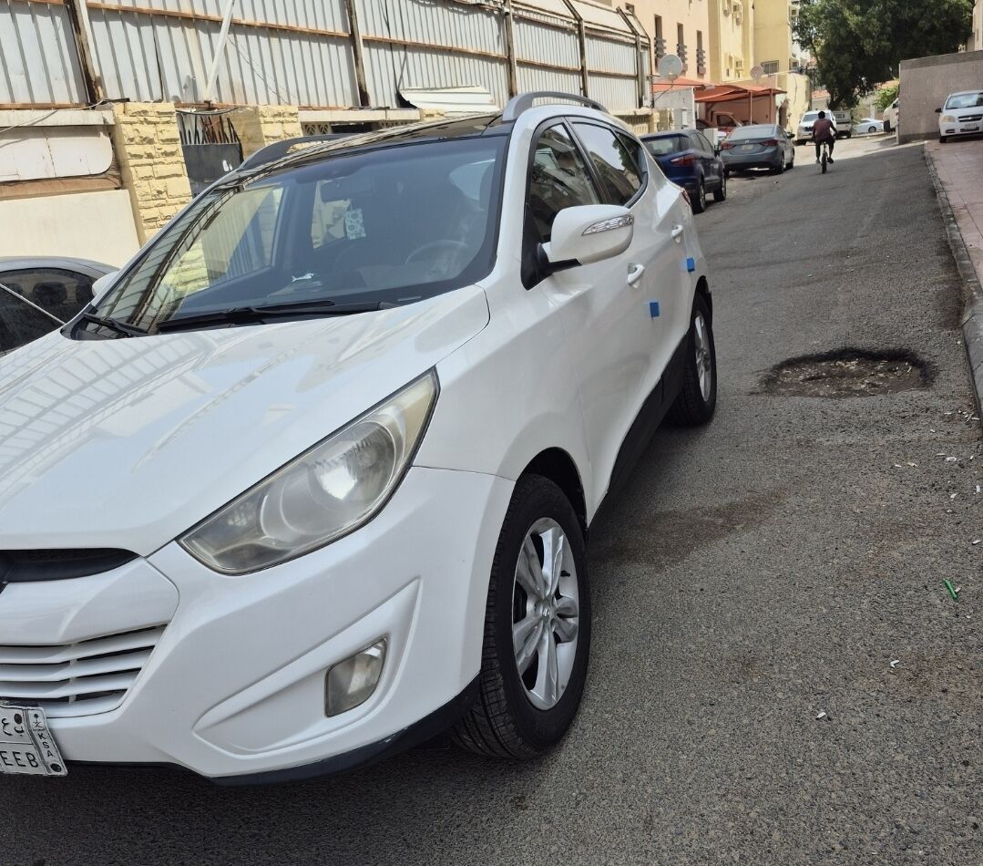 Hara, Vehicles, Cars & Trucks , SAR 26000,  Hyundai Tucson,  2012,  343650 KM,    For Sale 059