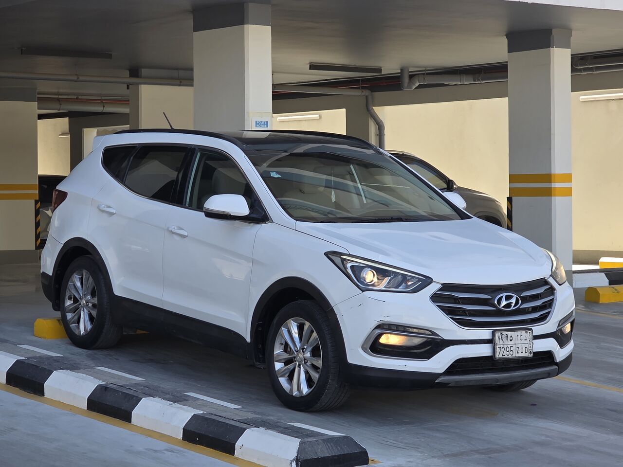 Dammam, Vehicles, Cars & Trucks , SAR 41000,  Hyundai Santa Fe,  2018,  Automatic,  194000 KM,  Haif Full. Economy For Petrol. 4cylinder