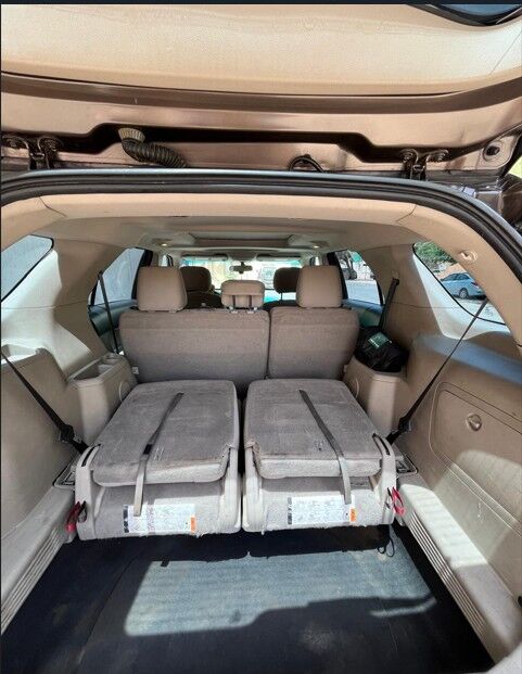 Riyadh, Vehicles, Cars & Trucks , SAR 46000,  2015,  2015,  Automatic,  295000 KM,  Ford Explorer  (XLT) Metallic Gold Color